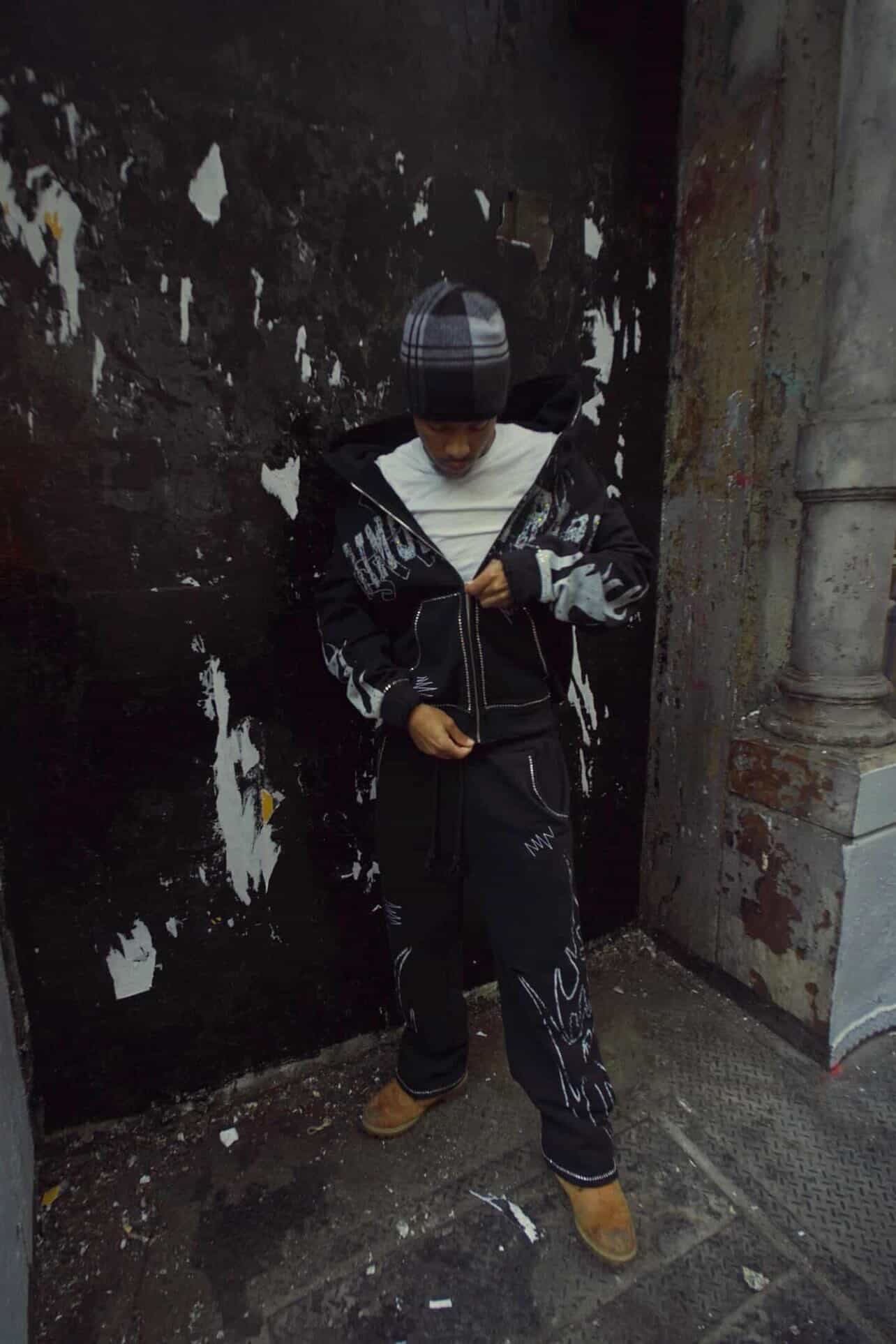 "Dimostrare Distressed Sweatpants"